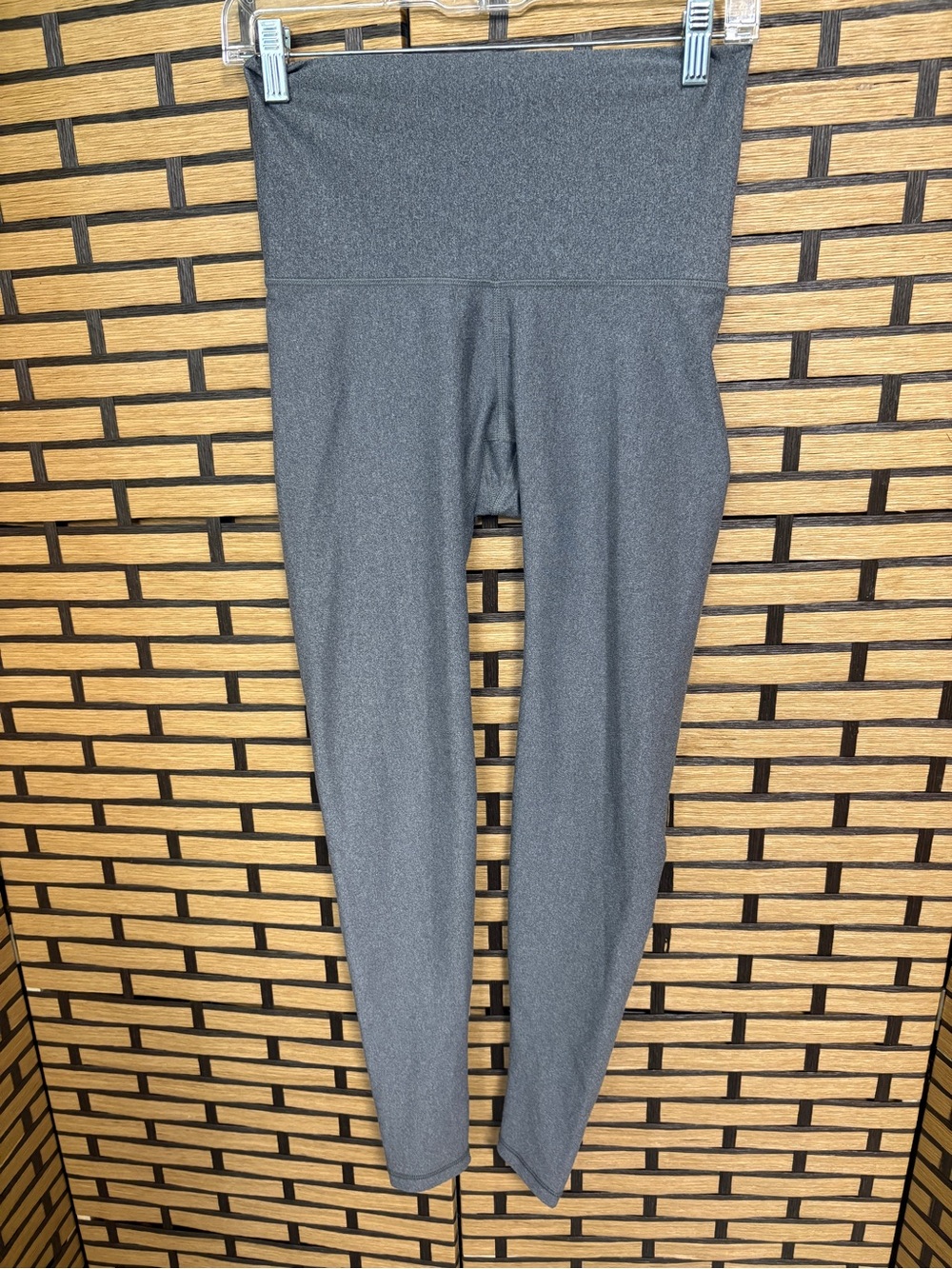 Old Navy Gray Powersoft Extra High Rise Leggings Size Small